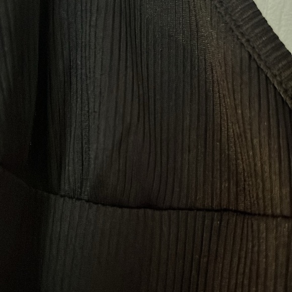 One piece with wide leg - Picture 3 of 4